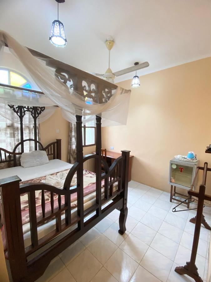 Garden Lodge Zanzibar Esterno foto